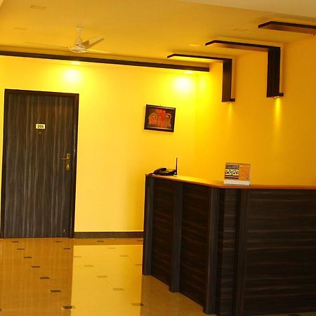 Chandran Hyline Chennai Dış mekan fotoğraf